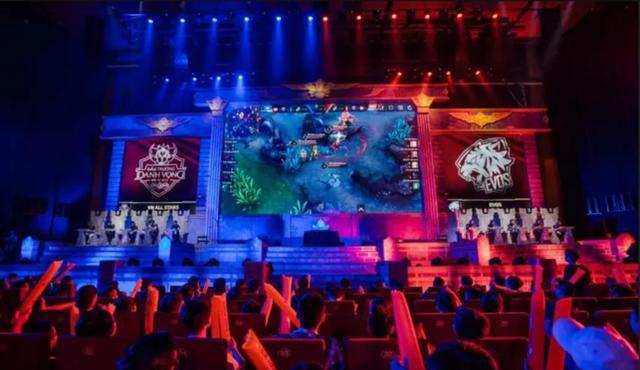 样的豪门球 样的豪门球