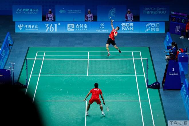 引力和财政 引力和财政