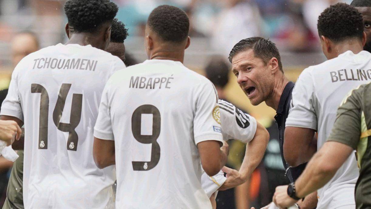 定义了一个 定义了一个